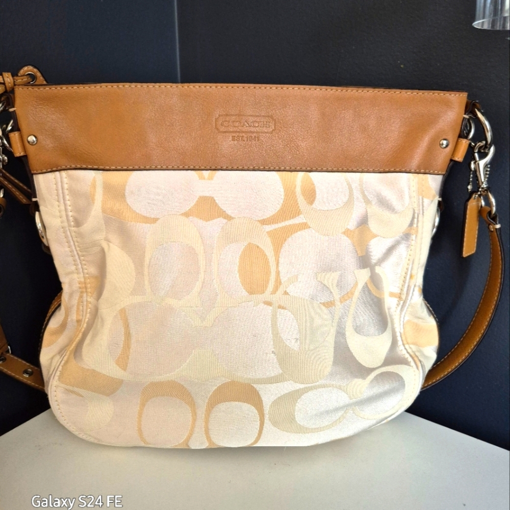 Coach Shoulder Bag